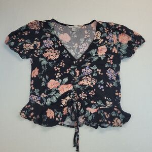 American Eagle Outfitters XS Black‎ Floral Boho Tie Front Short Sleeve Crop Top